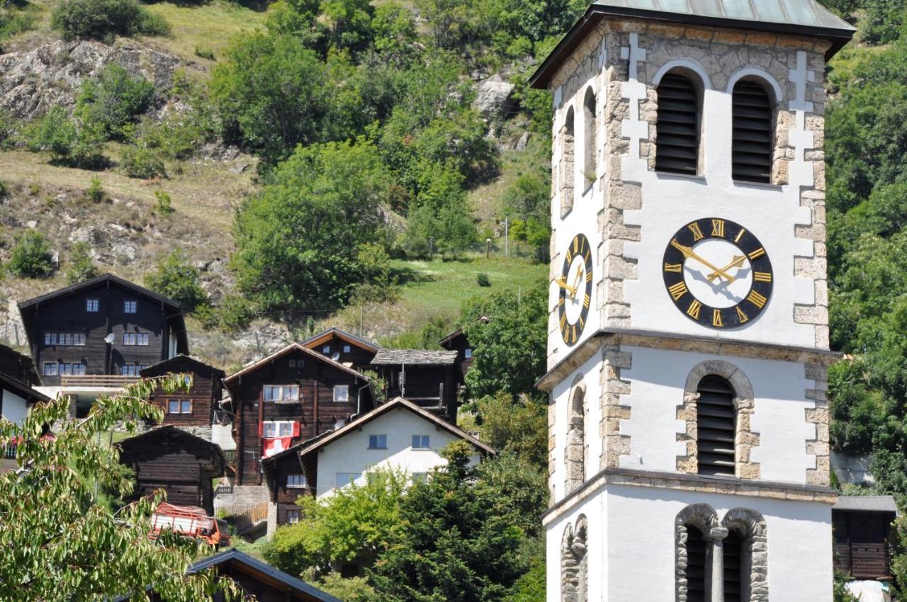 Bergquell Haus D Apartment Blatten bei Naters Bagian luar foto